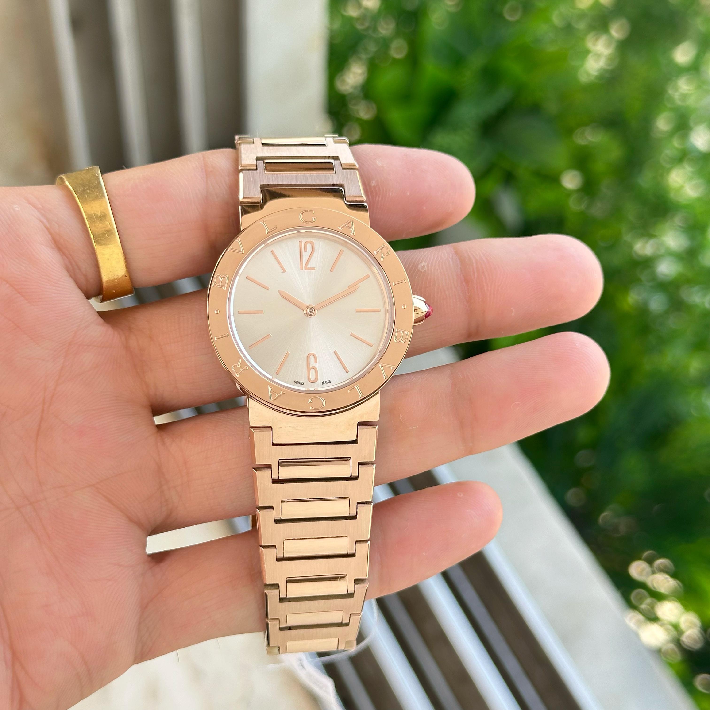 BVLGARI ICONIC ITALIAN WATCH FOR WOMEN (GOLD)